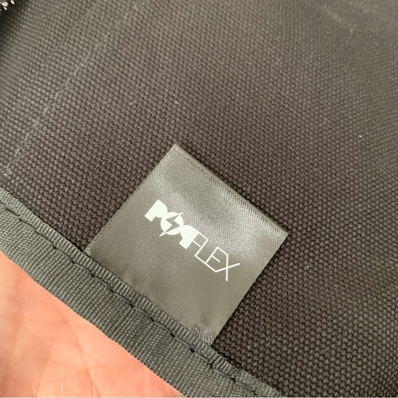 Pop flex Sloane tote in small - Picture 8 of 12